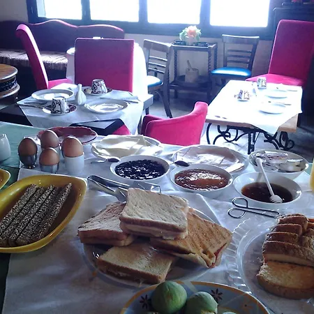 بيت ضيافة Archontiko Pantou