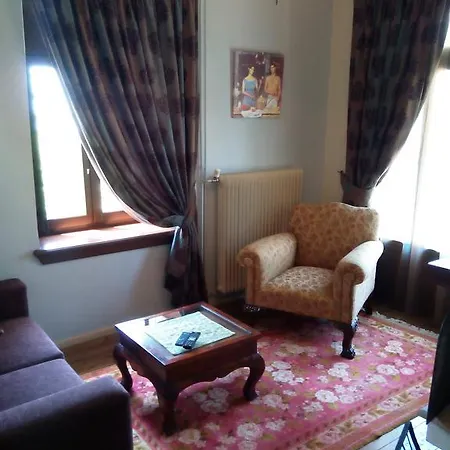 بيت ضيافة Archontiko Pantou